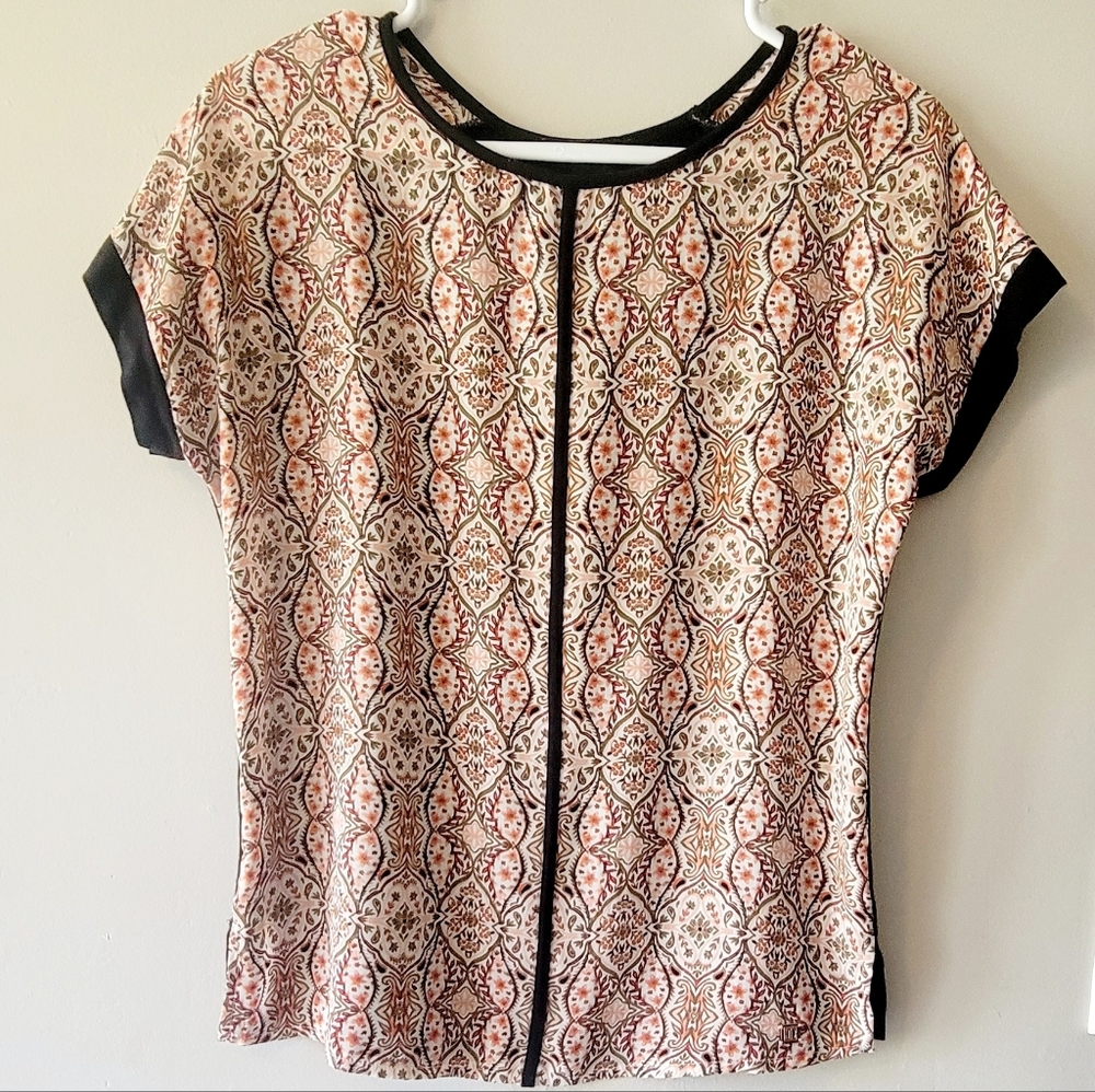 Ivanka Trump Peach and Black Printed Short Sleeve Tunic